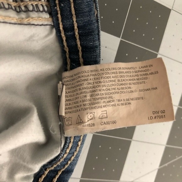 Gloria Vanderbilt Women’s Denim Jeans Shorts Hi-Rise Size 6 - Picture 8 of 13